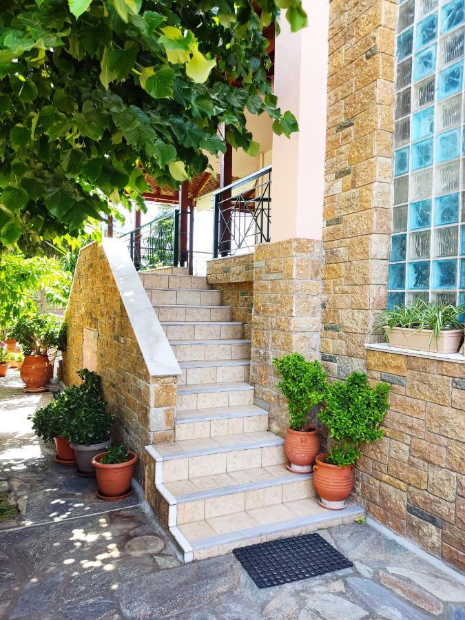 ニキティParessa'S Houseアパートメント エクステリア 写真